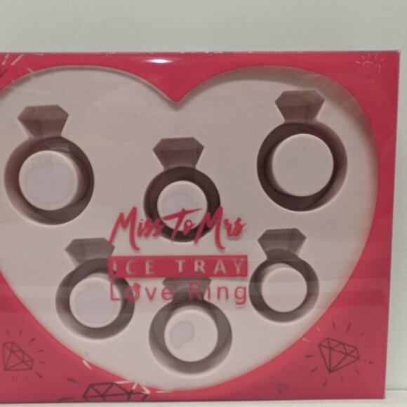 NWT!! Miss to Mrs. Silicone Ice Tray Mold - "Love Rings" - Picture 1 of 3